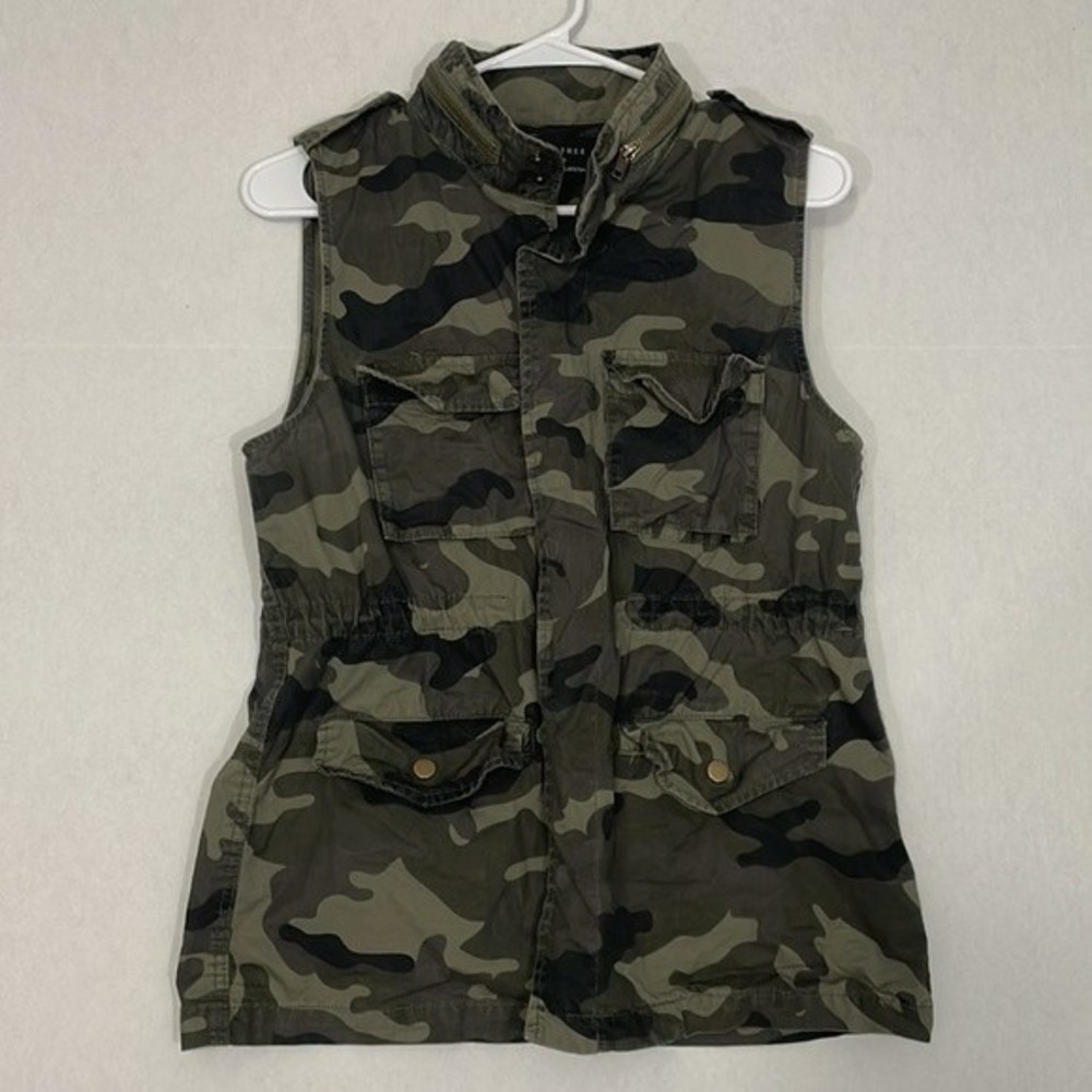 Love Tree Utility Vest, Snap Front, Drawstring Waist, Cotton, Green Camo, Medium
